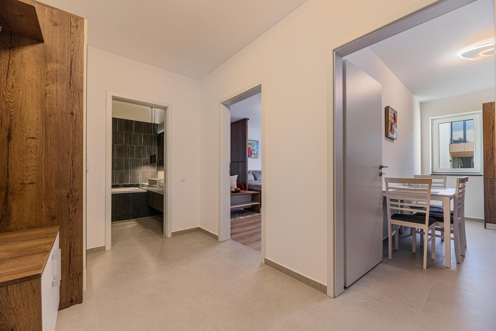 Luxury Landing Apartments Complex Qualis Brasov Exterior photo